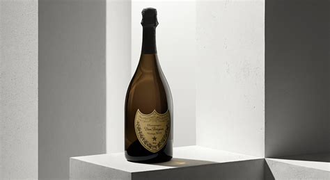 Dom Perignon e la scoperta dello spumante