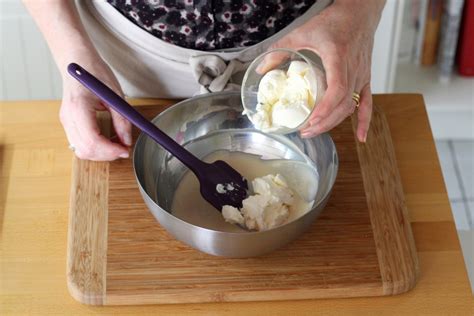 Preparazione di una crema a bagnomaria