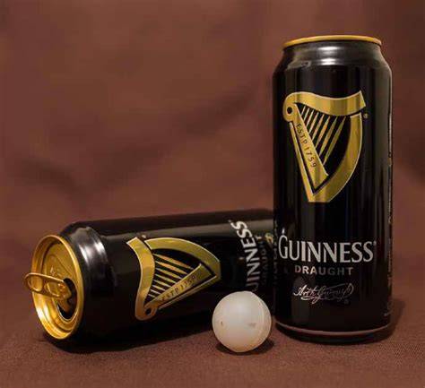 Lattina di Guinness con la 