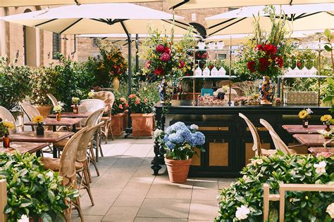 Gucci Giardino 25 a Firenze con cocktail artistici