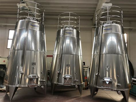 Serbatoi di fermentazione in acciaio inossidabile con controllo della temperatura