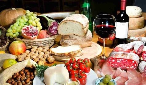 Assortimento di prodotti enogastronomici