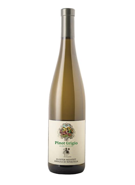 Bicchiere di Pinot Grigio dell'Alto Adige con sfumature dorate