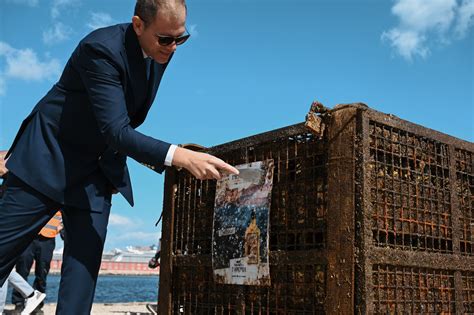 Illustrazione storica di una distilleria americana del XVIII secolo