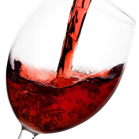 Vino rosso frizzante in bicchiere