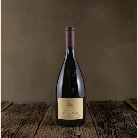 Bottiglia di Pinot Nero La Cundina