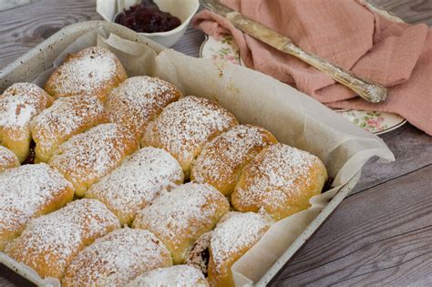 buchteln alla marmellata
