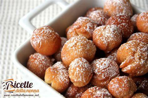Castagnole di Carnevale assortite