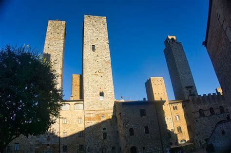 Colline di San Gimignano con torri