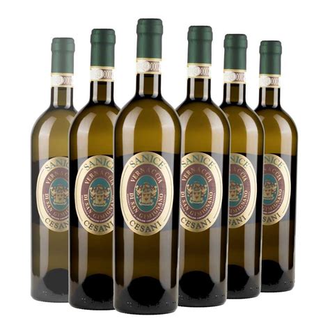 Bottiglie di Vernaccia di Oristano e San Gimignano