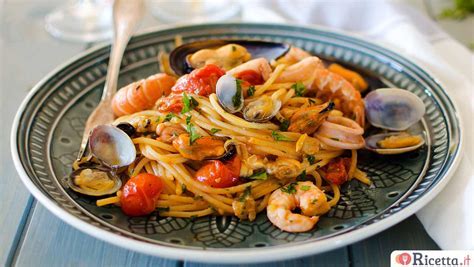 Un piatto di spaghetti ai frutti di mare