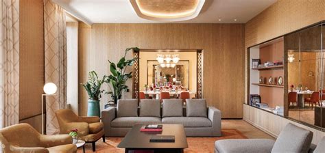 suite d'albergo lussuosa