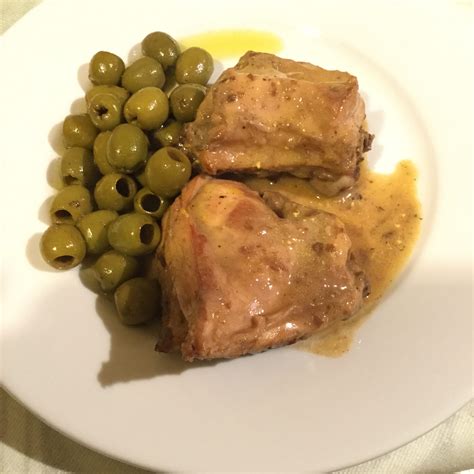 Piatto di coniglio in fricassea