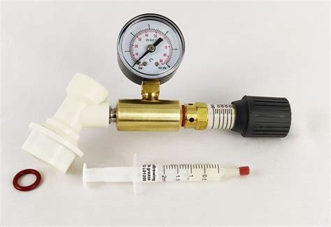 Immagine di una valvola di spunding collegata a un fermentatore