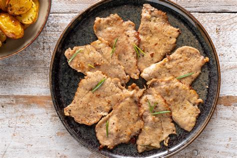 fettine di vitello infarinate