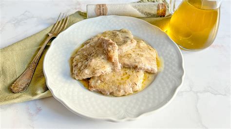 scaloppine alla birra servite con contorno