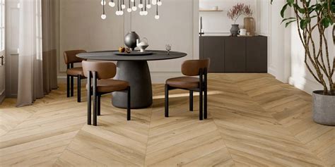 Sala di degustazione con pavimento effetto legno