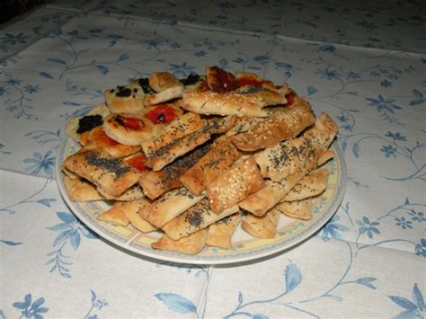 vassoio di stuzzichini misti