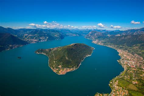Lago d'Iseo panorama
