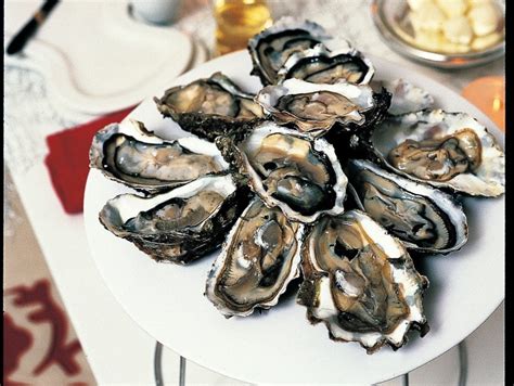 Ostriche con burro allo scalogno e aceto