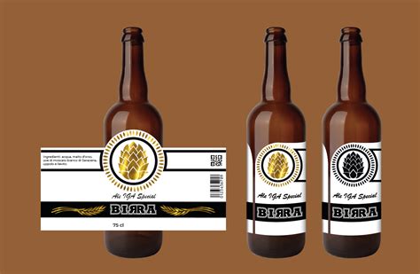 Bottiglia di Birra Colomba con etichetta