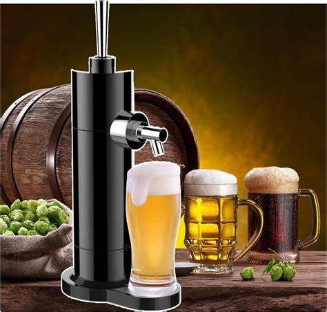 Mini beer dispenser with handle