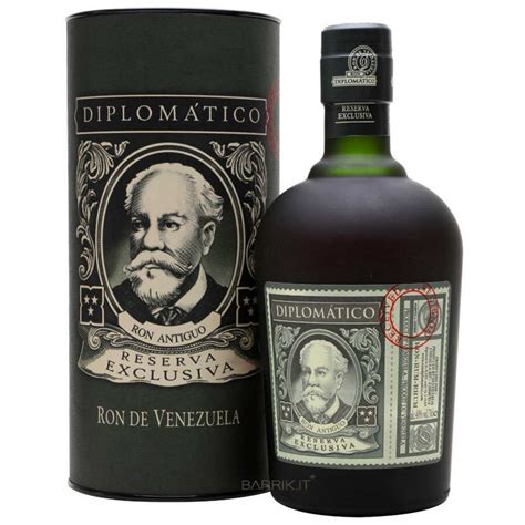 Bottiglia di rum Diplomatico