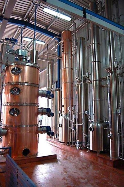 Alambicchi tradizionali per la distillazione